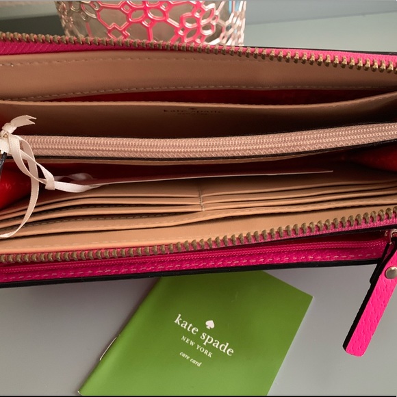 ❌SOLD❌ Kate Spade Layton Wellesley Wristlet Wallet - Picture 4 of 8